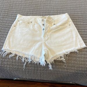 Relaxed denim shorts
